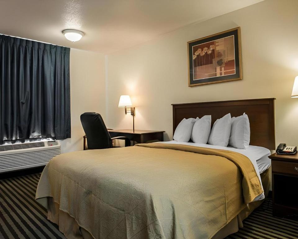 Quality Inn Columbia Airport West Columbia Ngoại thất bức ảnh