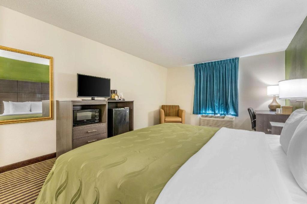 Quality Inn Columbia Airport West Columbia Ngoại thất bức ảnh