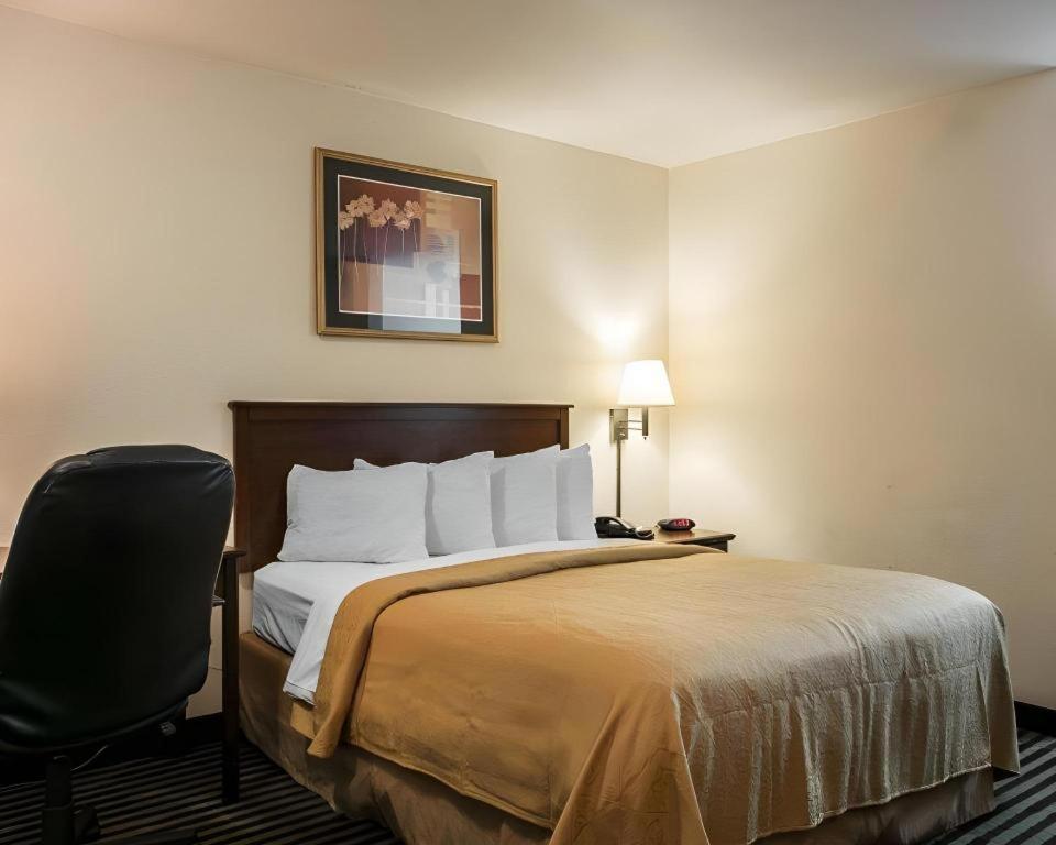 Quality Inn Columbia Airport West Columbia Ngoại thất bức ảnh