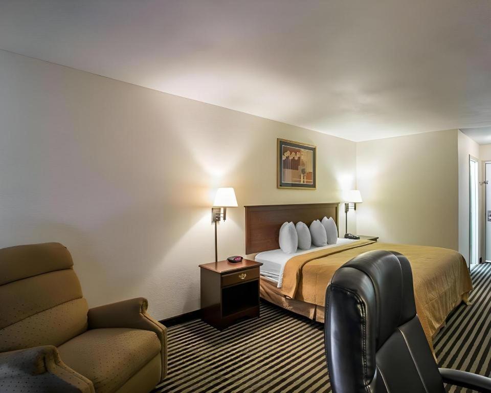 Quality Inn Columbia Airport West Columbia Ngoại thất bức ảnh