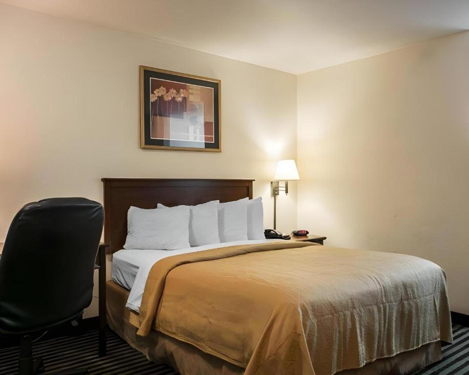 Quality Inn Columbia Airport West Columbia Ngoại thất bức ảnh