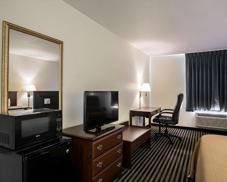 Quality Inn Columbia Airport West Columbia Ngoại thất bức ảnh